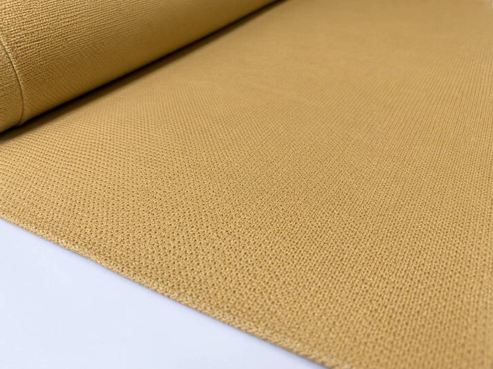 St&iacute;n&iacute;c&iacute; s&iacute;tě PloteS 240g/m&sup2; - role &scaron;&iacute;ře 4m, p&iacute;skov&aacute;/b&eacute;žov&aacute;